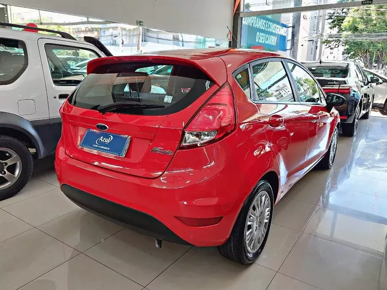 Ford Fiesta Vermelho 10