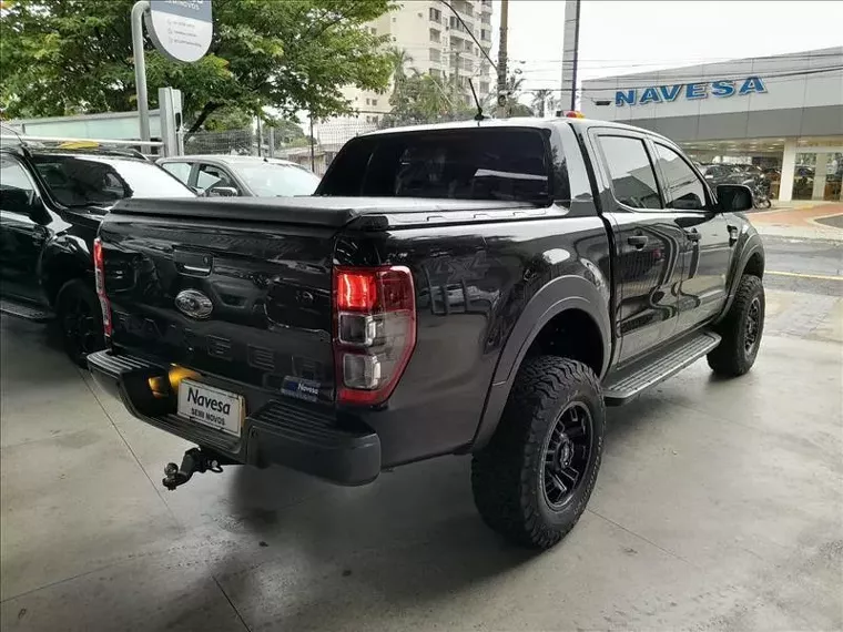 Ford Ranger Preto 15