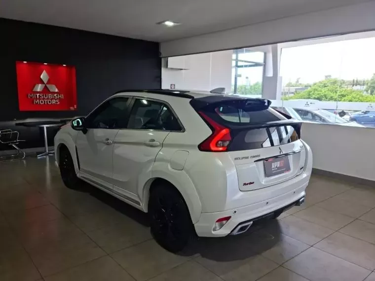 Mitsubishi Eclipse Cross Branco 8