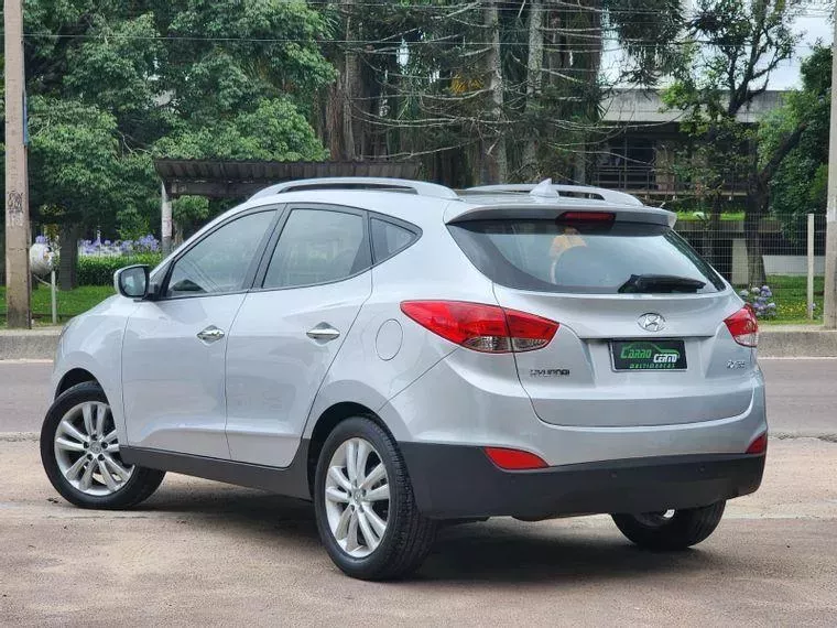 Hyundai IX35 Prata 8