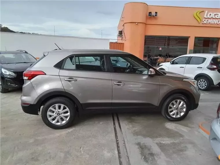 Hyundai Creta Prata 8