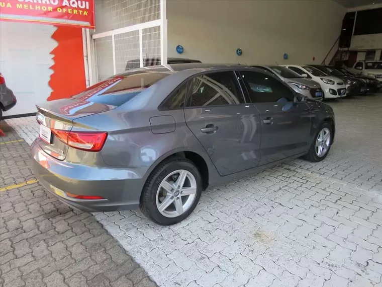 Audi A3 Cinza 13