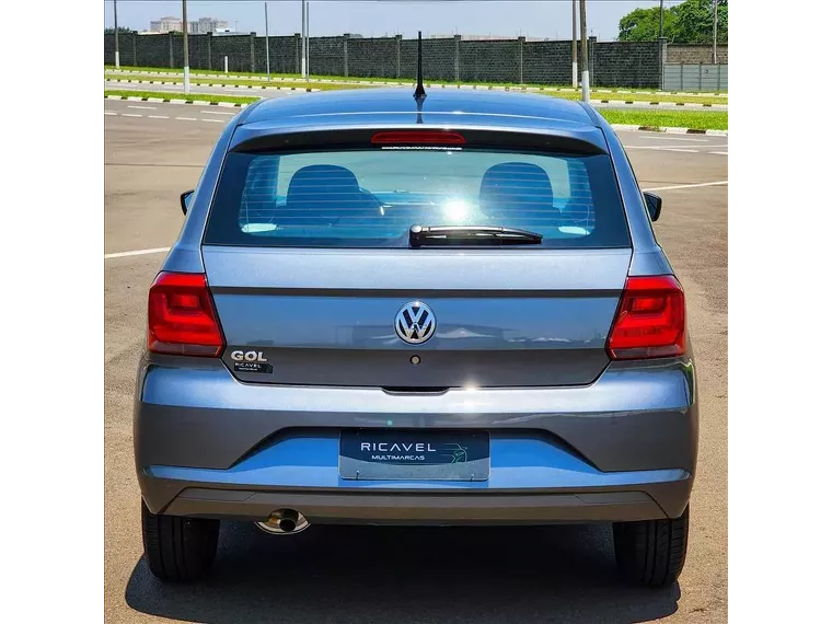 Volkswagen Gol Cinza 8