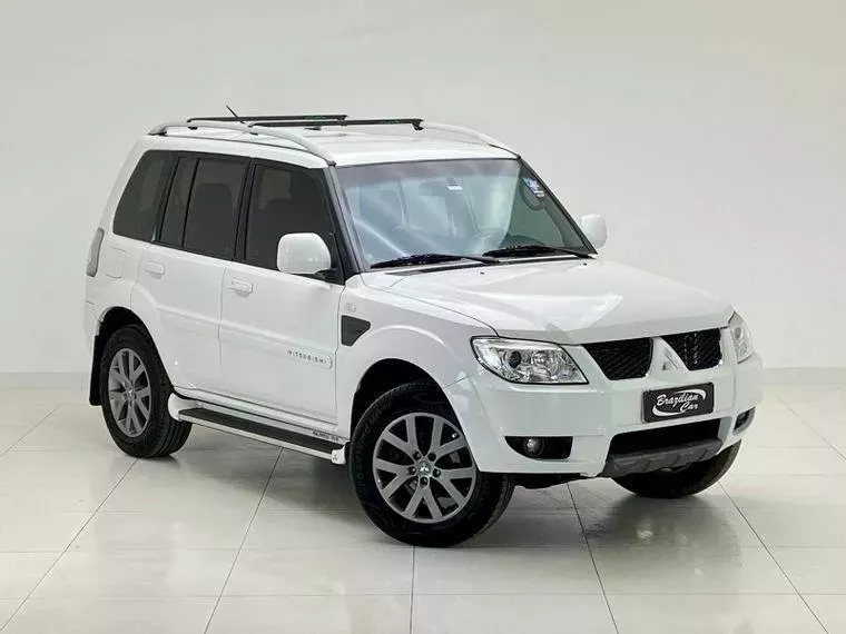 Mitsubishi Pajero TR4 Branco 1