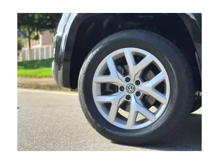 Volkswagen Amarok Preto 9