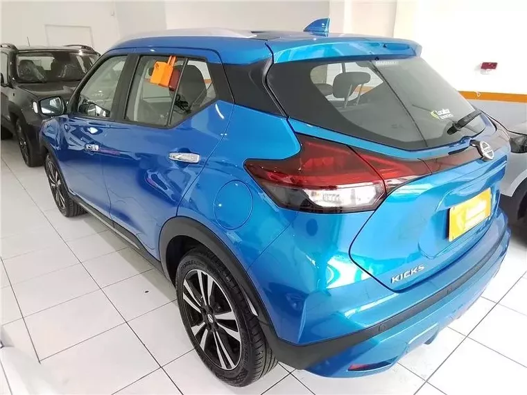 Nissan Kicks Azul 15