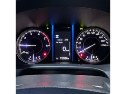 Toyota Hilux SW4