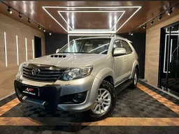 Toyota Hilux SW4