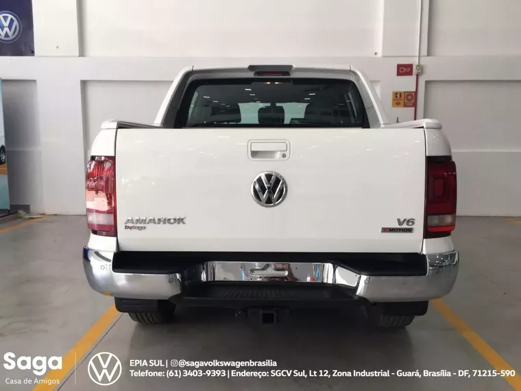 Volkswagen Amarok Cinza 2