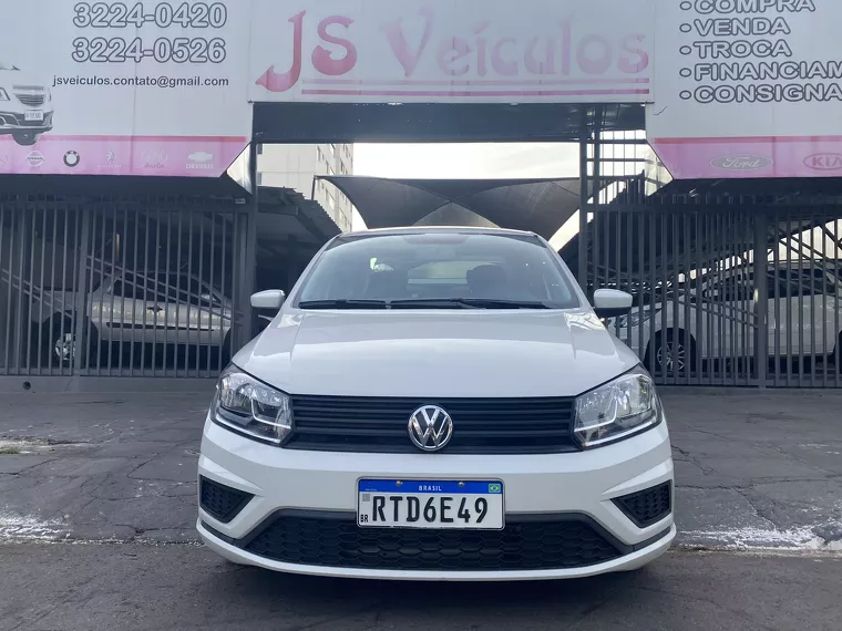 Volkswagen Voyage Branco 18