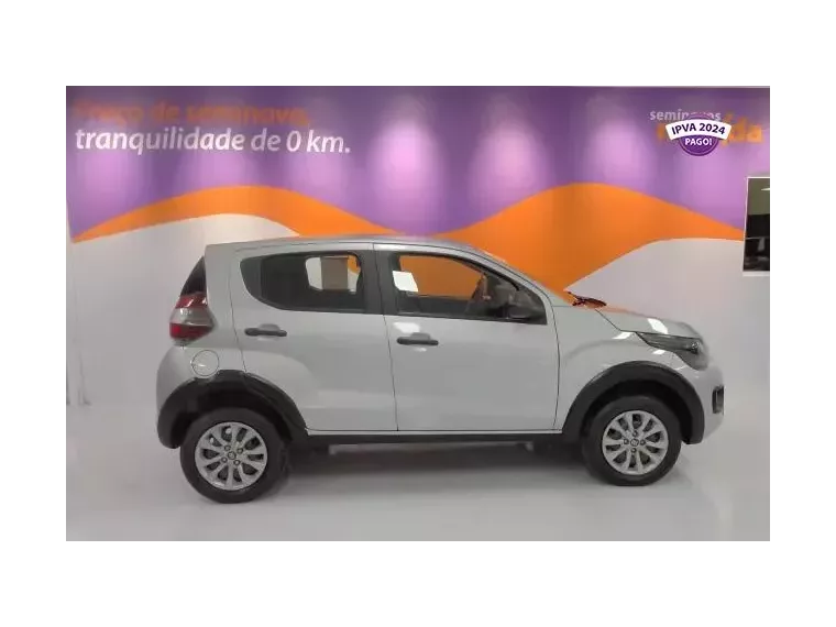 Fiat Mobi Prata 3