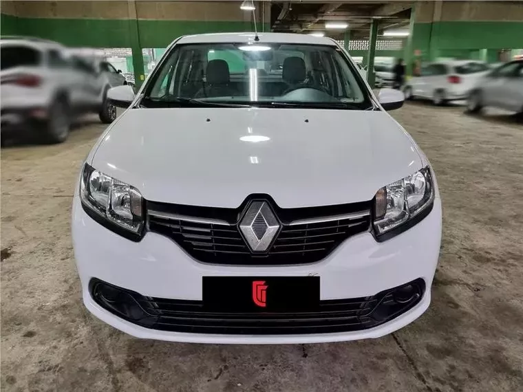 Renault Logan Branco 1