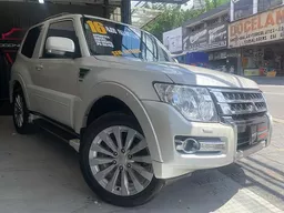 Mitsubishi Pajero Full