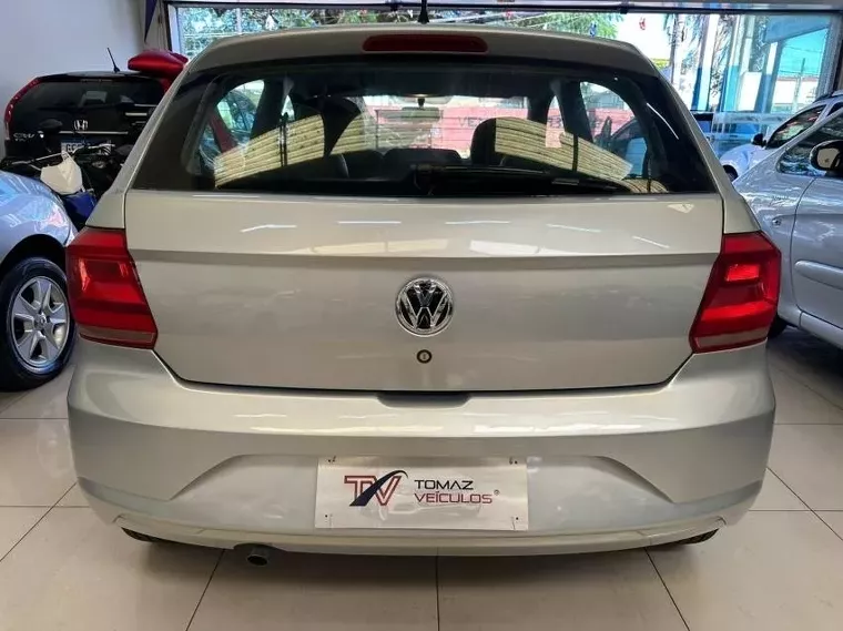 Volkswagen Gol Prata 16