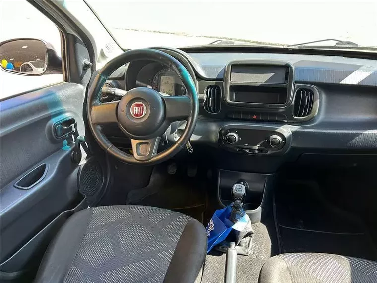 Fiat Mobi Branco 8