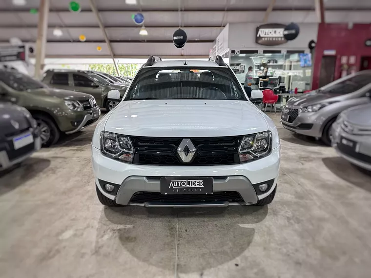 Renault Duster Oroch Branco 11