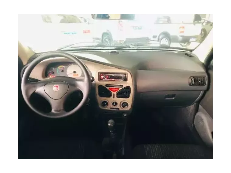 Fiat Palio Cinza 1