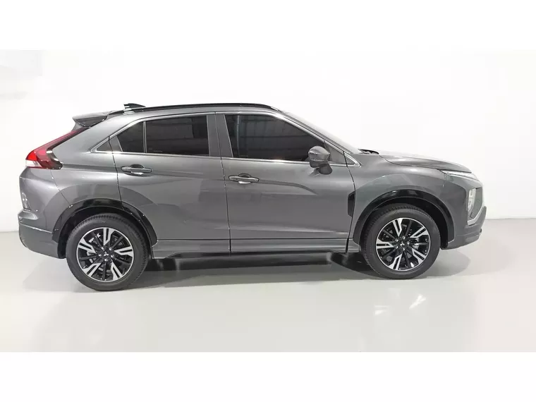 Mitsubishi Eclipse Cross Cinza 14