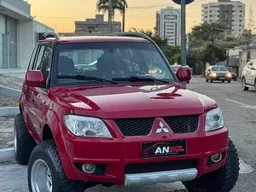 Mitsubishi Pajero TR4