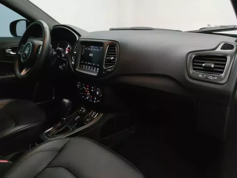 Jeep Compass Marrom 11