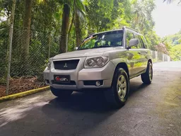 Pajero TR4