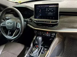 Jeep Commander