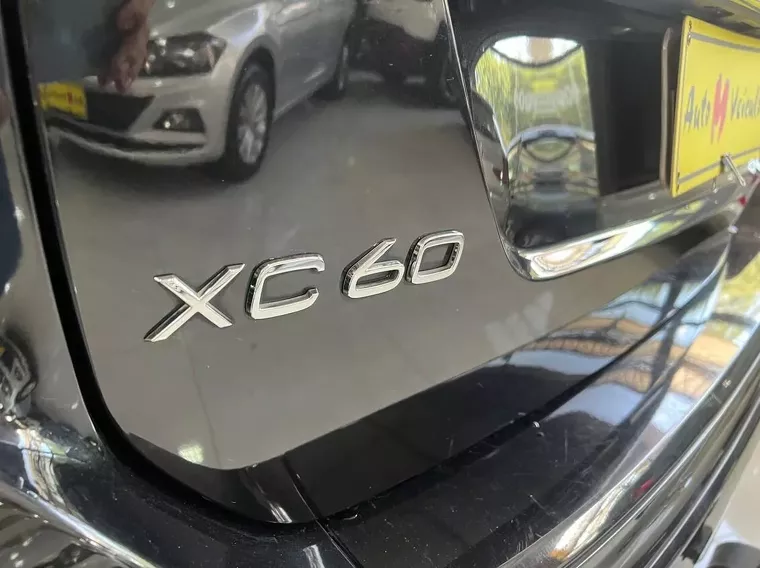 Volvo XC60 Preto 19