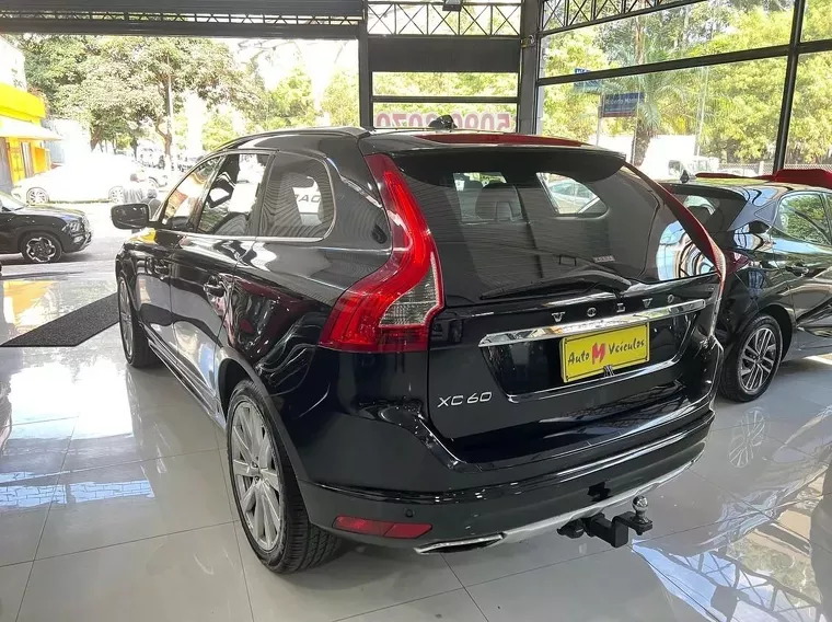 Volvo XC60 Preto 20