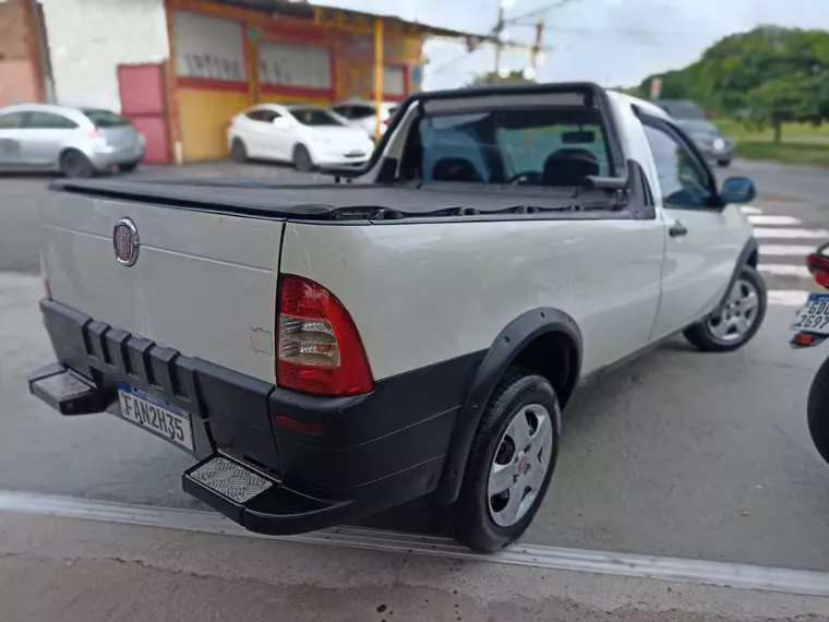 Fiat Strada Branco 7