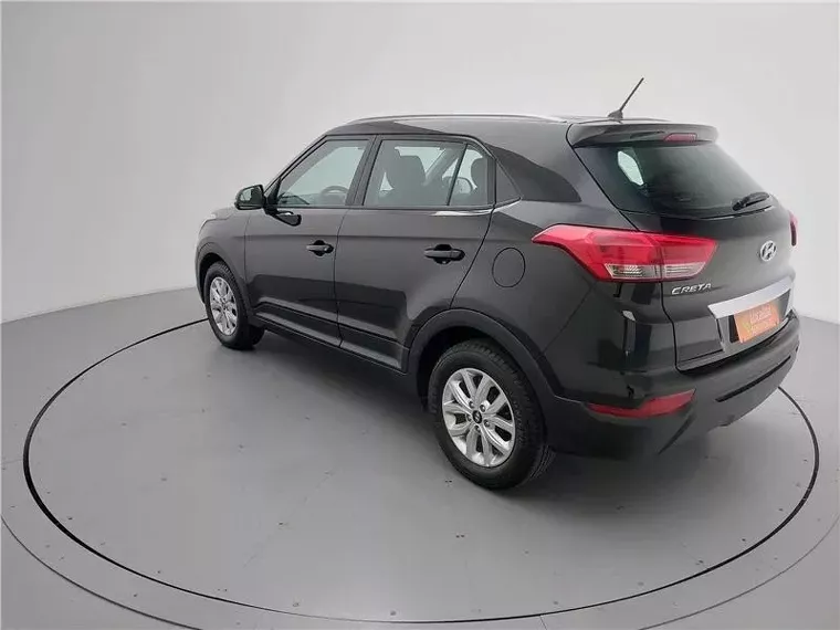 Hyundai Creta Preto 17