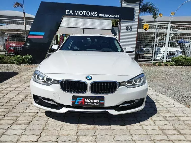 BMW 328i Branco 7