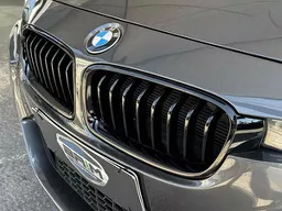 BMW 328i