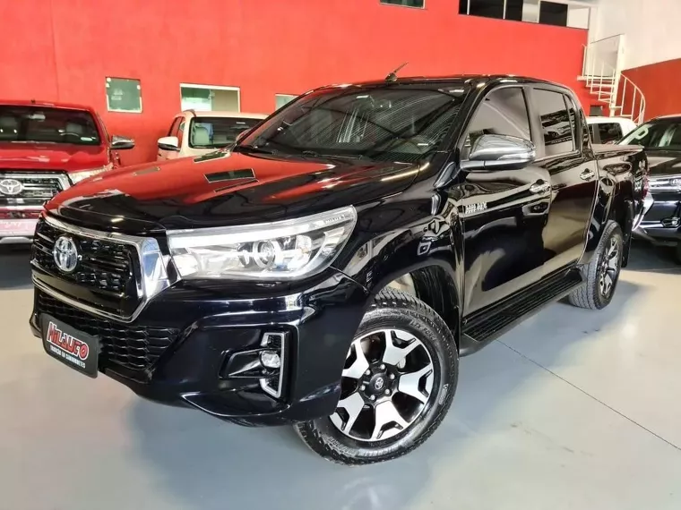 Toyota Hilux Preto 4