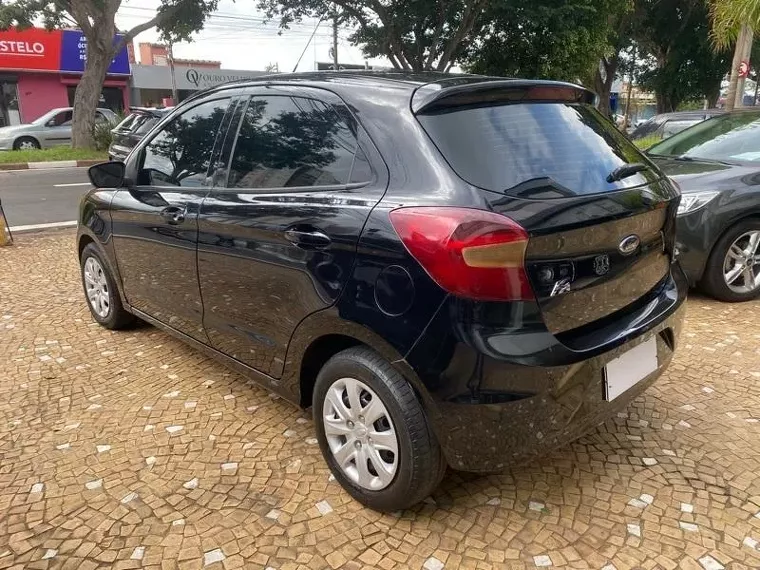 Ford KA Preto 3