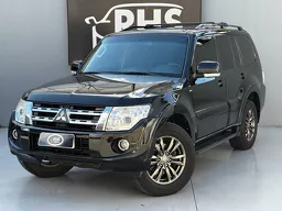Mitsubishi Pajero Full