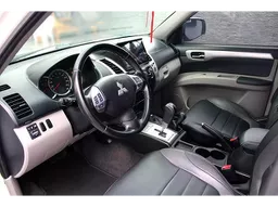 Mitsubishi Pajero Dakar