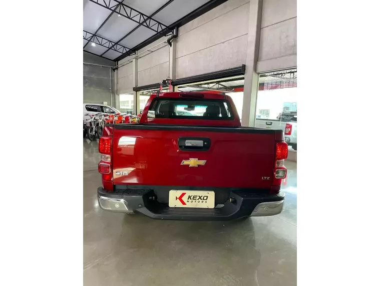 Chevrolet S10 Vermelho 4