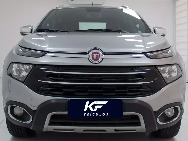 Fiat Toro Prata 6