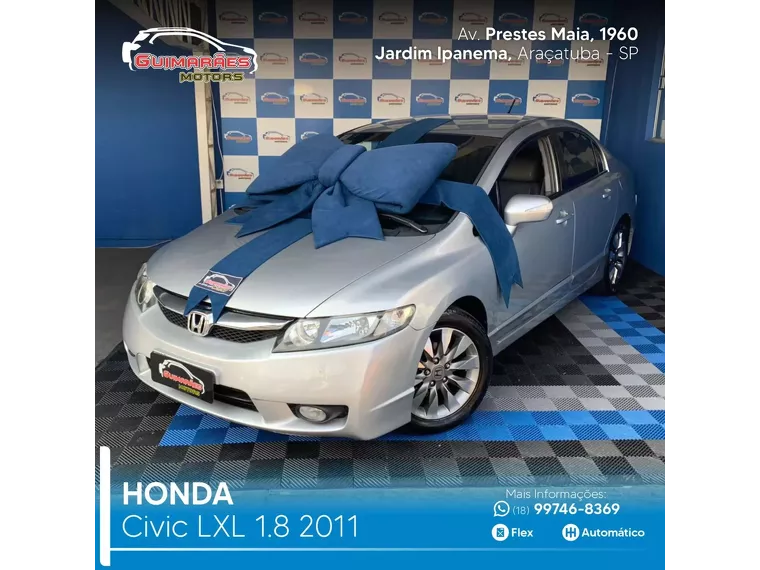 Honda Civic Prata 1