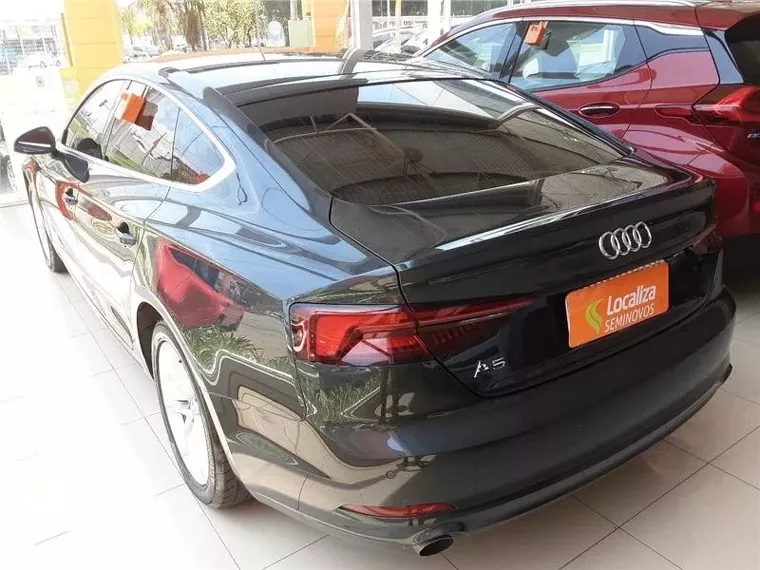 Audi A5 Cinza 3