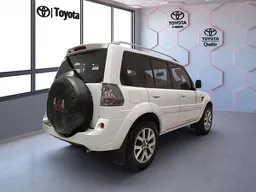 Mitsubishi Pajero TR4