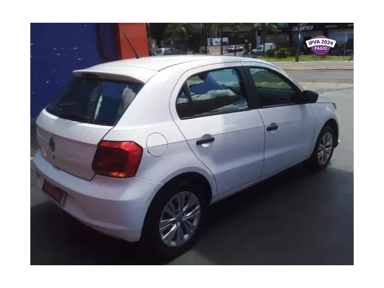 Volkswagen Gol Branco 2