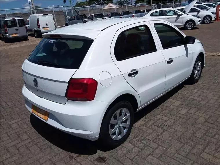 Volkswagen Gol Branco 6