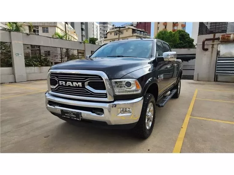 RAM 2500 Preto 9