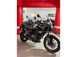 Triumph Tiger 900