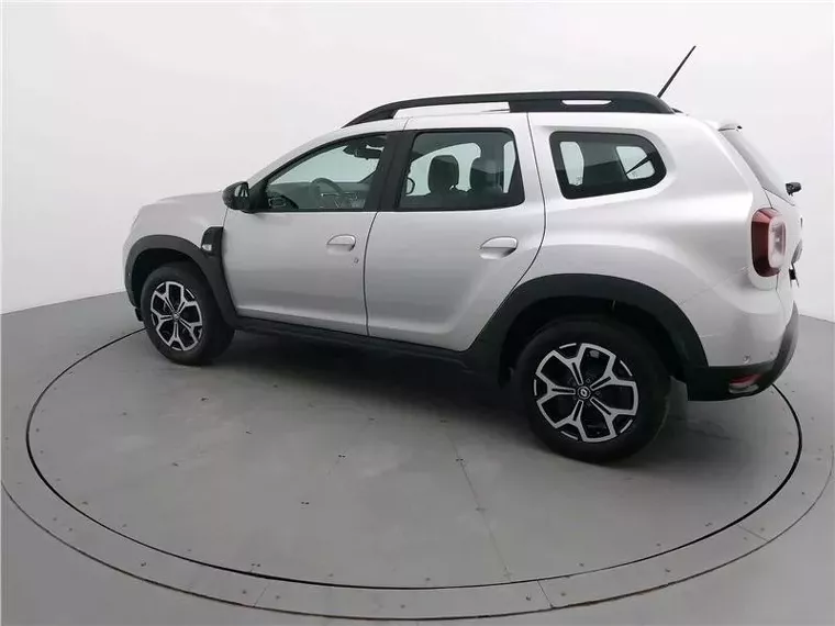 Renault Duster Prata 15