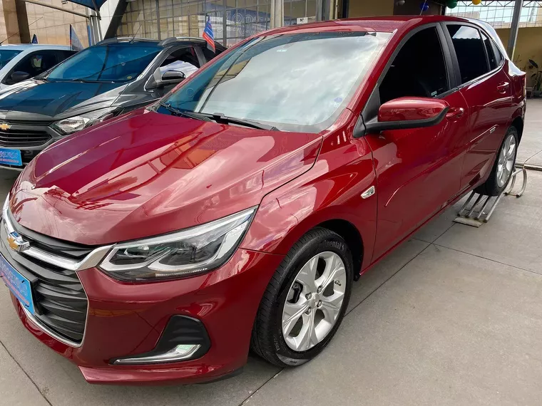 Chevrolet Onix Vermelho 17