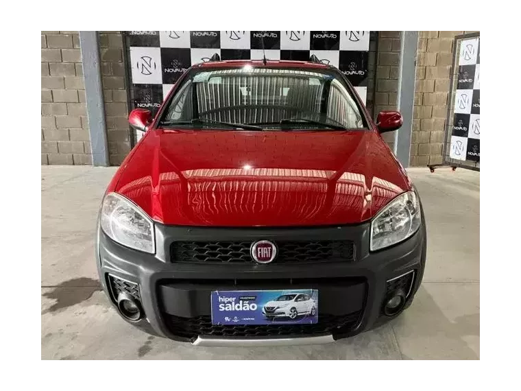 Fiat Strada Vermelho 1