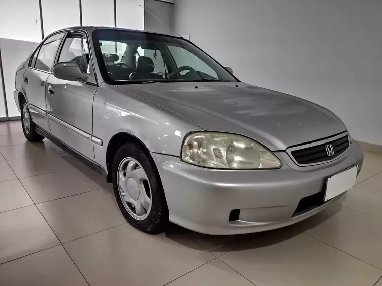 Honda Civic Prata 18