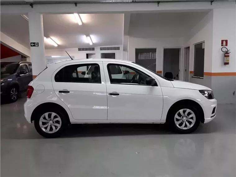 Volkswagen Gol Branco 4